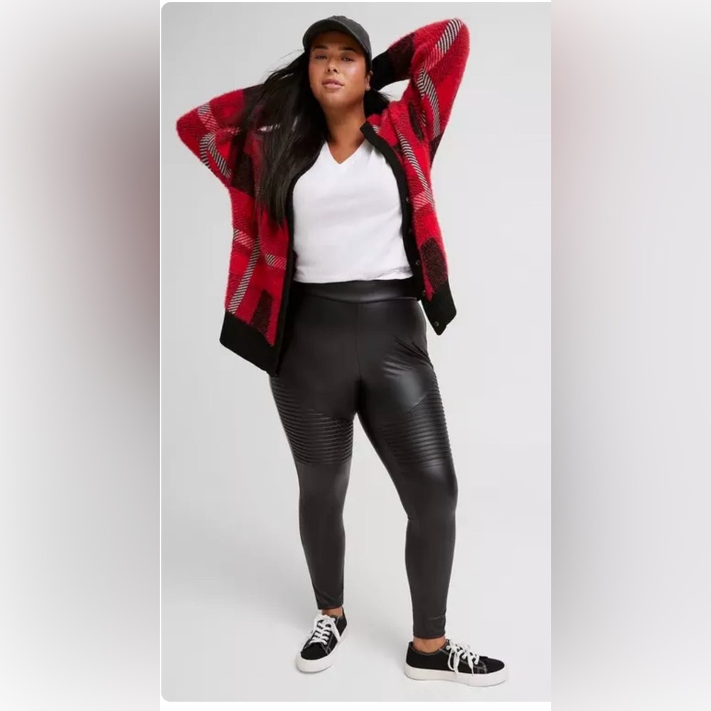🆕 Torrid Full-Length Faux Leather Moto Legging size 1